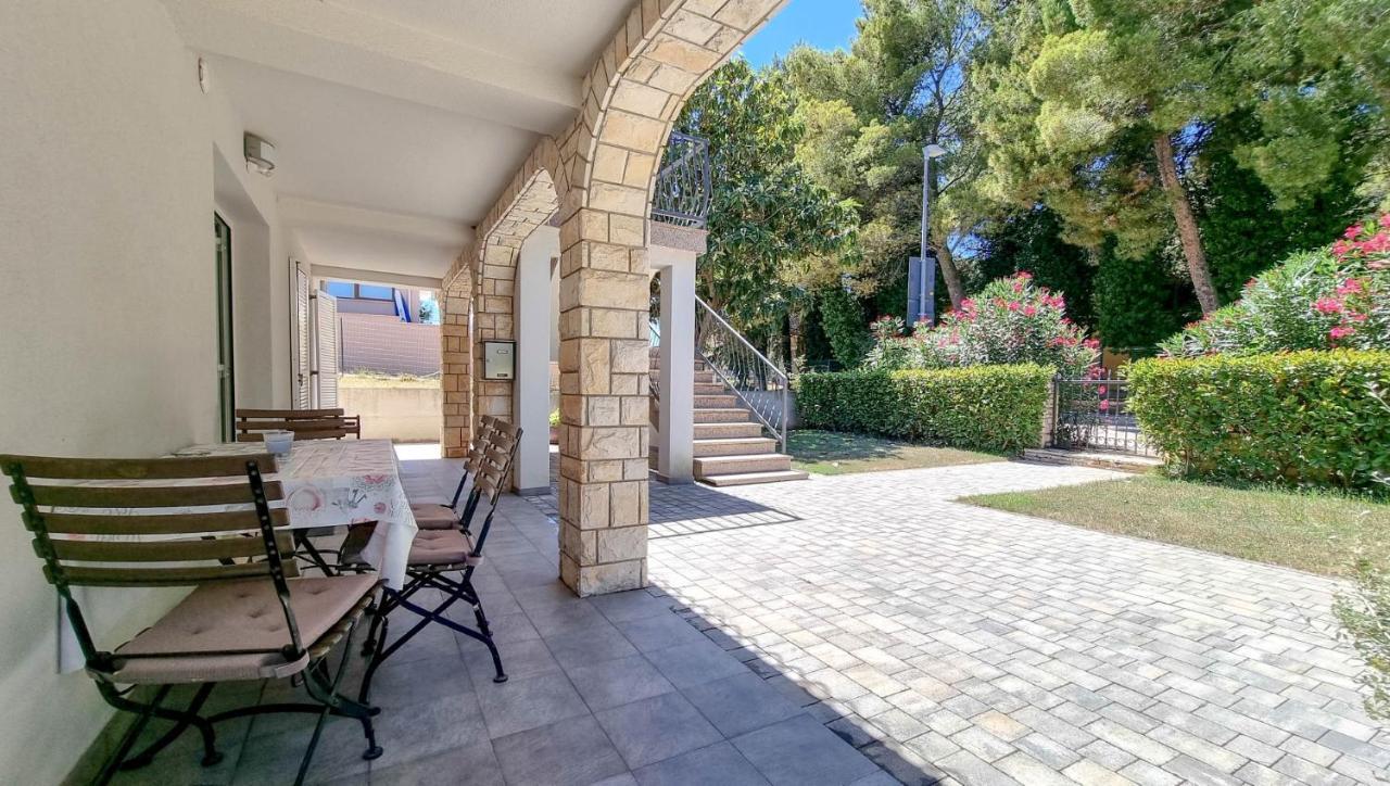 דירות Novigrad Istria Ena מראה חיצוני תמונה